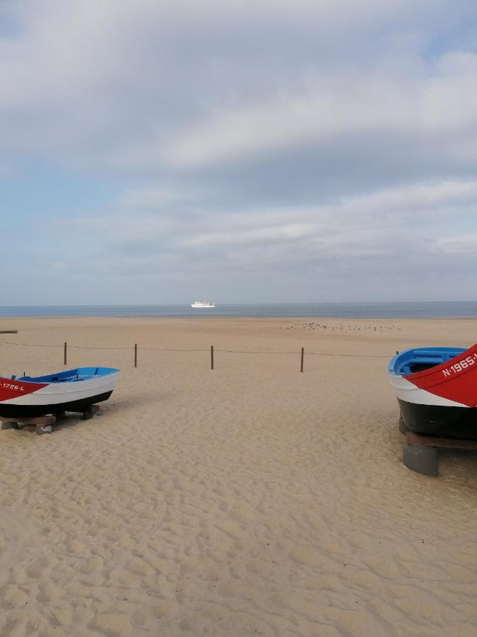 Apartamentos Nazaré Amada Extérieur photo